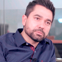 Edgar Ueda – Sócio Diretor de Marketing - Mondeluz